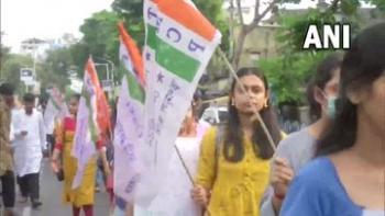 TMC के छात्रसंघ ने ED-CBI के खिलाफ किया विरोध प्रदर्शन 