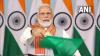 पीएम मोदी ने वंदे भारत ट्रेन को हरी झंडी दिखाकर किया रवाना 