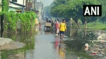 उत्तर प्रदेश: मुरादाबाद में भारी बारिश के कारण कई इलाकों में जलभराव