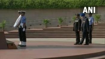 राकेश कुमार सिंह भदौरिया ने राष्ट्रीय युद्ध स्मारक पर पुष्पांजलि की अर्पित 