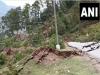 जम्मू कश्मीर के रामबन के गांव में करीब 1 किलोमीटर तक जमीन धंसने से 30 घर हुए क्षतिग्रस्त 