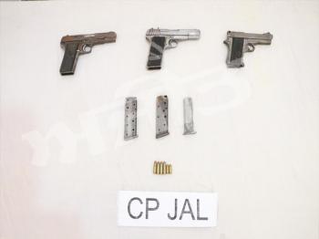 लखबीर लंडा गैंग के 5 सदस्य हथियारों के साथ गिरफ्तार