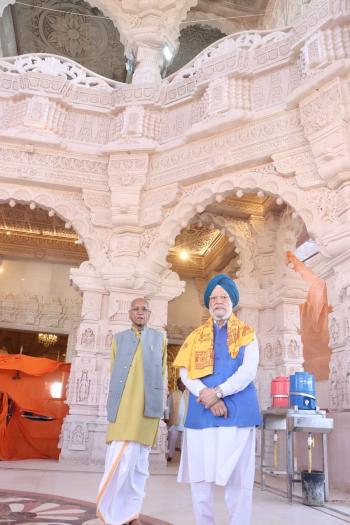 केंद्रीय मंत्री हरदीप सिंह पुरी ने अयोध्या में श्री राम जन्मभूमि मंदिर में की पूजा 