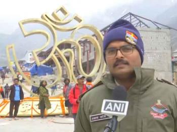 श्री बाबा केदारनाथ धाम में सजावट का काम जारी