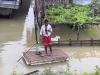 लगातार बारिश के बाद ब्रह्मपुत्र नदी का बढ़ा जलस्तर 
