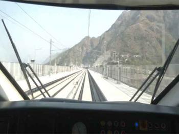 Katra-Srinagar Vande Bharat ट्रेन का सफर हुआ शुरू 