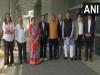 रविशंकर प्रसाद के नेतृत्व में ग्रुप-2 का प्रतिनिधिमंडल दिल्ली एयरपोर्ट पर पहुंचा