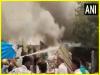 पुणे में कबाड़ की दुकान और फर्नीचर गोदाम में लगी आग 