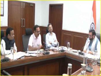 सीएम नायब सिंह सैनी ने परिवहन विभाग के अधिकारियों के साथ की बैठक 