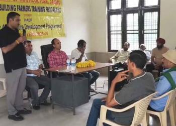 अखनूर में बागवानी विभाग ने शुरू किया फल रोपण अभियान 