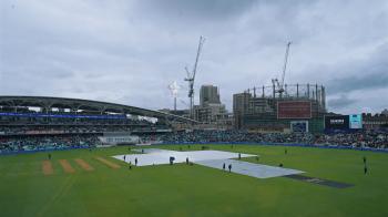 IND vs ENG 5th Test: इंग्लैंड 242/8, बारिश के कारण मैच रुका