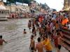 शनि अमावस्‍या पर हरिद्वार में उमड़ा आस्‍था का सैलाब, गंगा में डुबकी लगाकर पुण्‍य कमा रहे भक्‍त