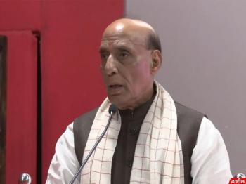 भारत न केवल शस्त्रों की पूजा करता है, बल्कि समय आने पर उनका प्रयोग करना भी जानता है - राजनाथ सिंह