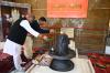 हिमाचल के राज्यपाल श्री शिव प्रताप शुक्ल ने शिव मंदिर जटोली में पूजा अर्चना की 