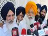 शिरोमणि कमेटी के सदस्यों ने सुखबीर बादल को अकाल तख्त पर बुलाने के लिए जत्थेदार को ज्ञापन दिया