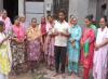 परिवार पिछले 2 महीने से अपने लापता बेटे को ढूंढने के लिए भटक रहा