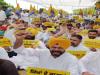 आम आदमी पार्टी ने बठिंडा में BJP ऑफिस के सामने विरोध प्रदर्शन किया