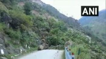 किन्नौर जिले में निगुलसरी के पास भूस्खलन के कारण राष्ट्रीय राजमार्ग 5 बंद  