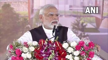 वाराणसी में आज एक अंतरराष्ट्रीय क्रिकेट स्टेडियम का शिलान्यास किया गया है- पीएम मोदी 