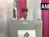 राजस्थान के उपमुख्यमंत्री प्रेम चंद बैरवा ने अपना वोट डाला
