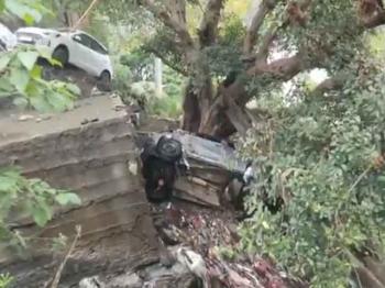 बादल फटने के बाद रामपुर में अचानक आई बाढ़ 
