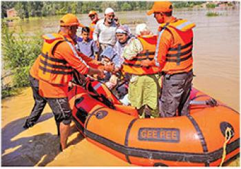 सतलुज, रावी और ब्यास के उफान में डूबता पंजाब