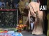 सीएम योगी ने गोरखनाथ मंदिर में शहीदों के सम्मान में जलाए दीप 