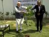 प्रधानमंत्री नरेंद्र मोदी ने विश्व पर्यावरण दिवस के मौके पर पौधा लगाया