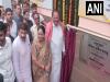 एम. वेंकैया नायडू ने CM रेखा गुप्ता की मौजूदगी में अटल कैंटीन का किया उद्घाटन 